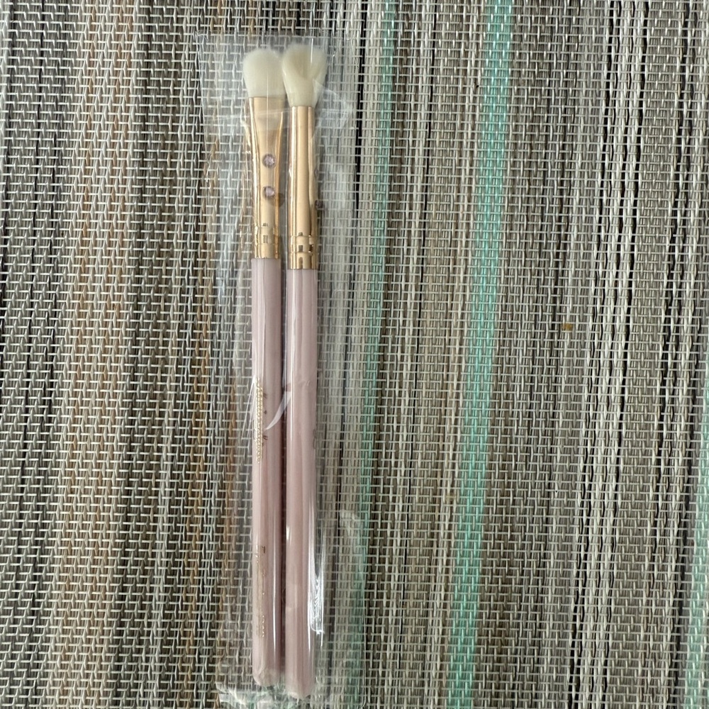 Gold and Pink Makeup Brush Set